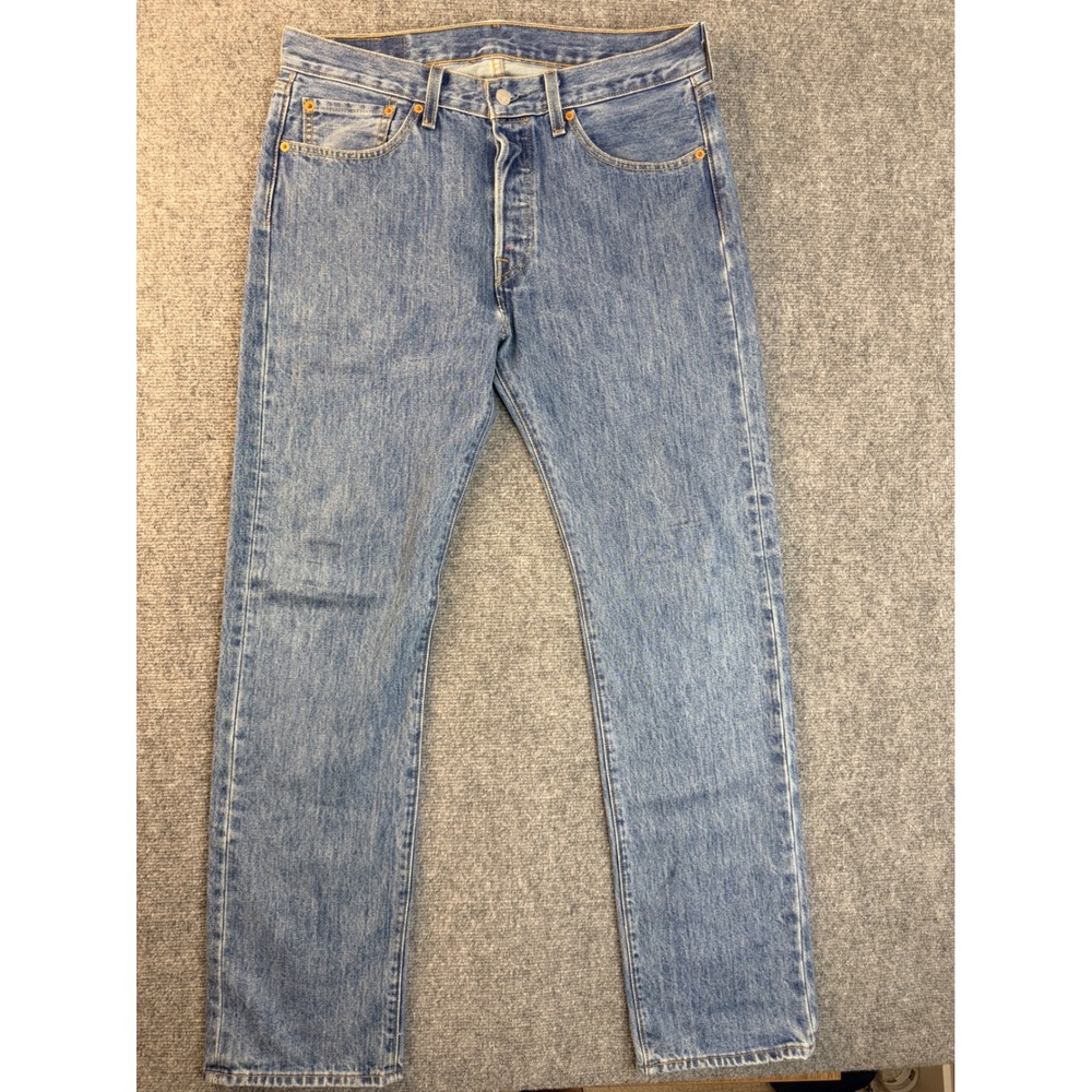 Levis 501 Mens W32 L32 Blue Denim Original Fit Straight Leg Button Fly Jeans